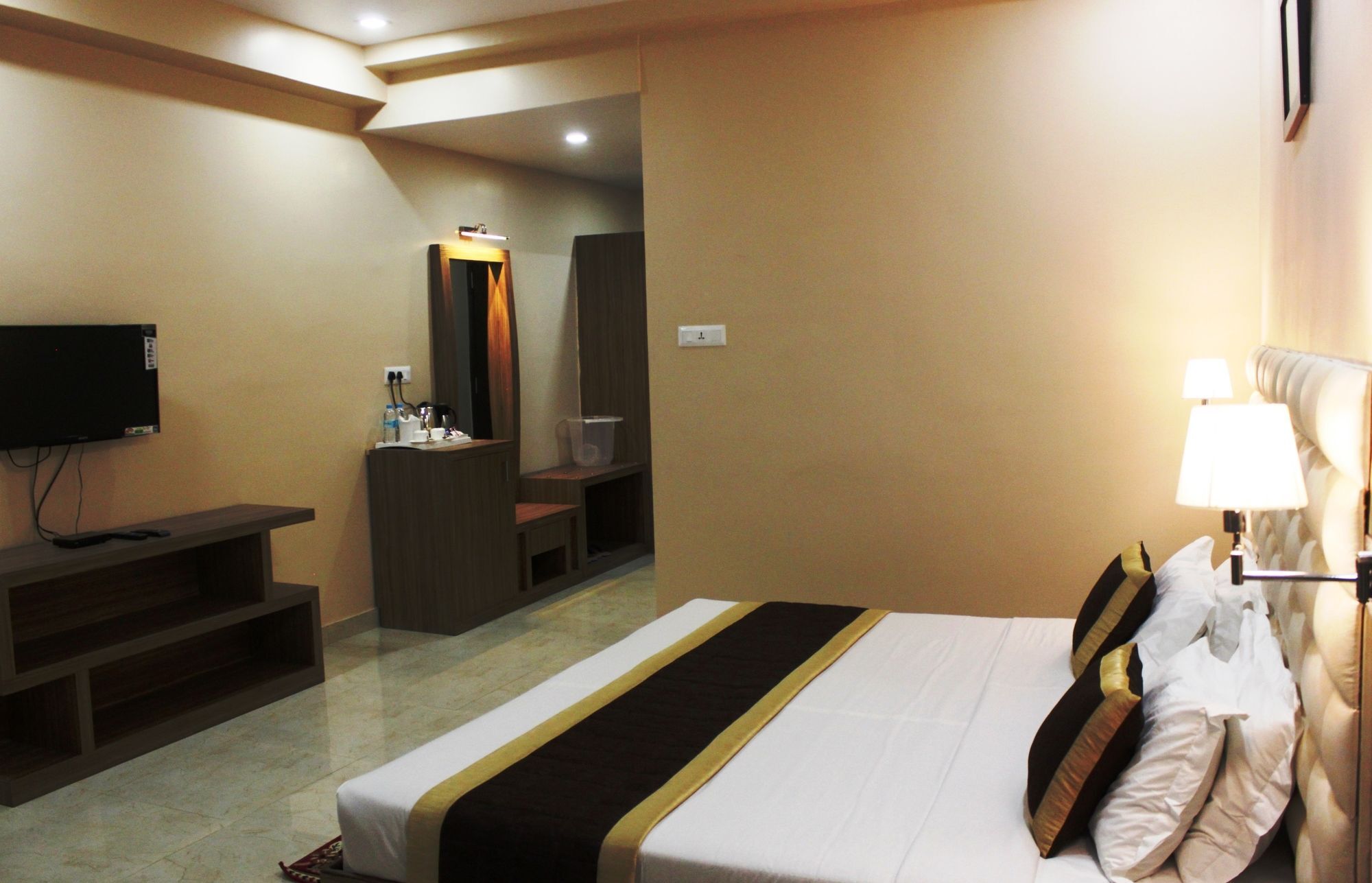 Hotel Siddhartha International Gaya Exteriör bild