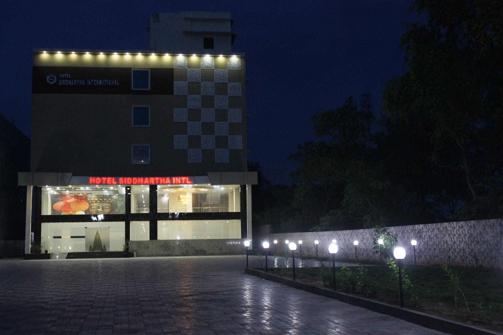 Hotel Siddhartha International Gaya Exteriör bild